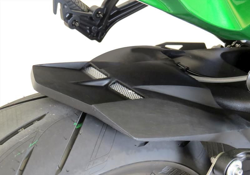 BODYSTYLE Raceline Hinterradabdeckung Carbon Look ABE passt für Kawasaki Ninja H2 SX/SE