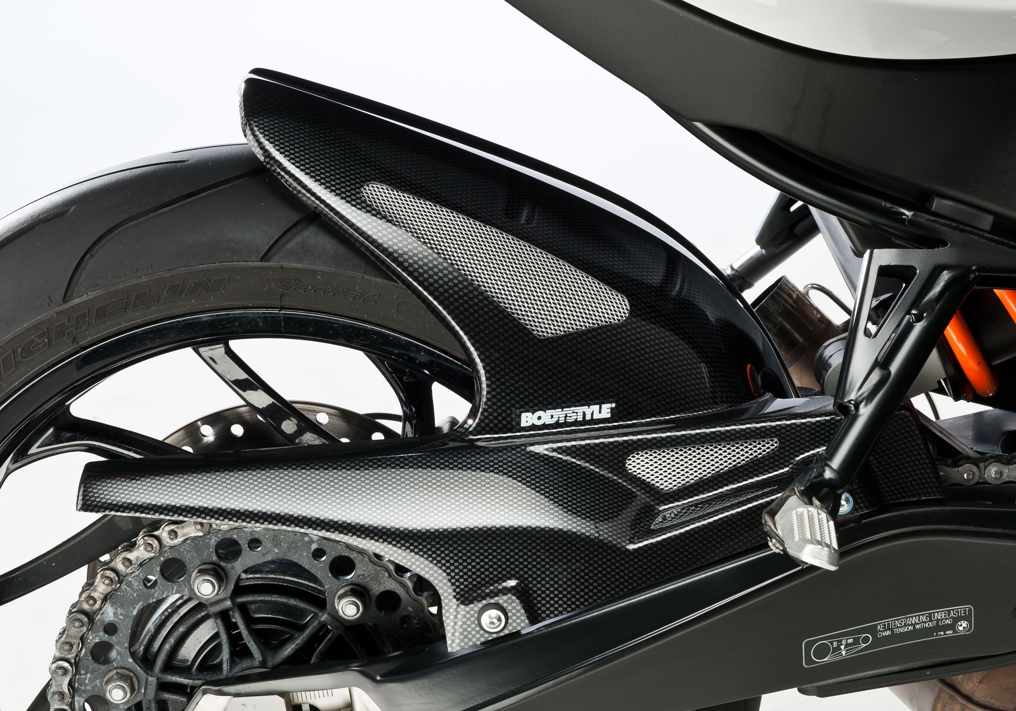 BODYSTYLE Raceline Hinterradabdeckung Carbon Look ABE passt für BMW F 800 R(09-1