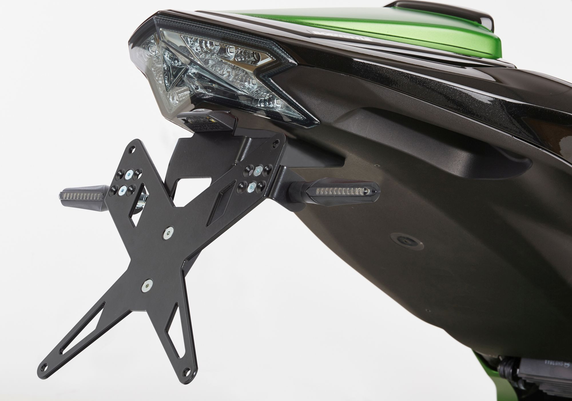 PROTECH X-SHAPE Kennzeichenhalter  passt für KAWASAKI Z800(13-16)/Z800e(13-16)