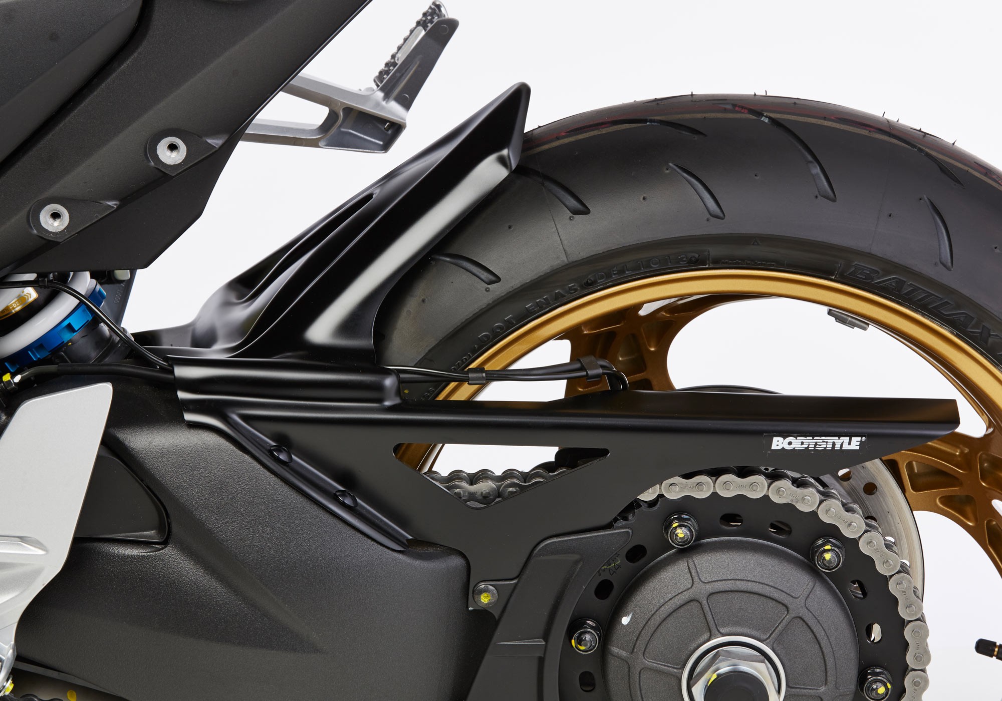 BODYSTYLE Sportsline Black Hinterradabdeckung schwarz-matt ABE passt für Honda CB1000R