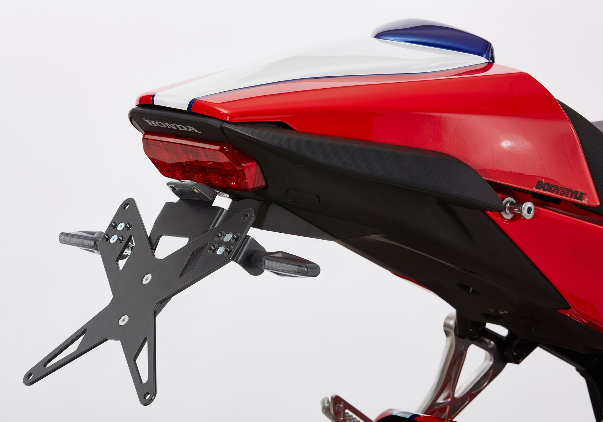 PROTECH X-SHAPE Kennzeichenhalter  passt für HONDA CB650F(14-16)/CB650F(17-18)/C