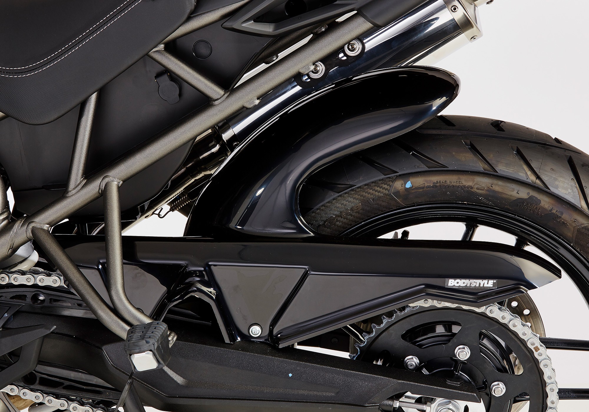 BODYSTYLE Sportsline Hinterradabdeckung schwarz ABE passt für TRIUMPH Tiger 800(