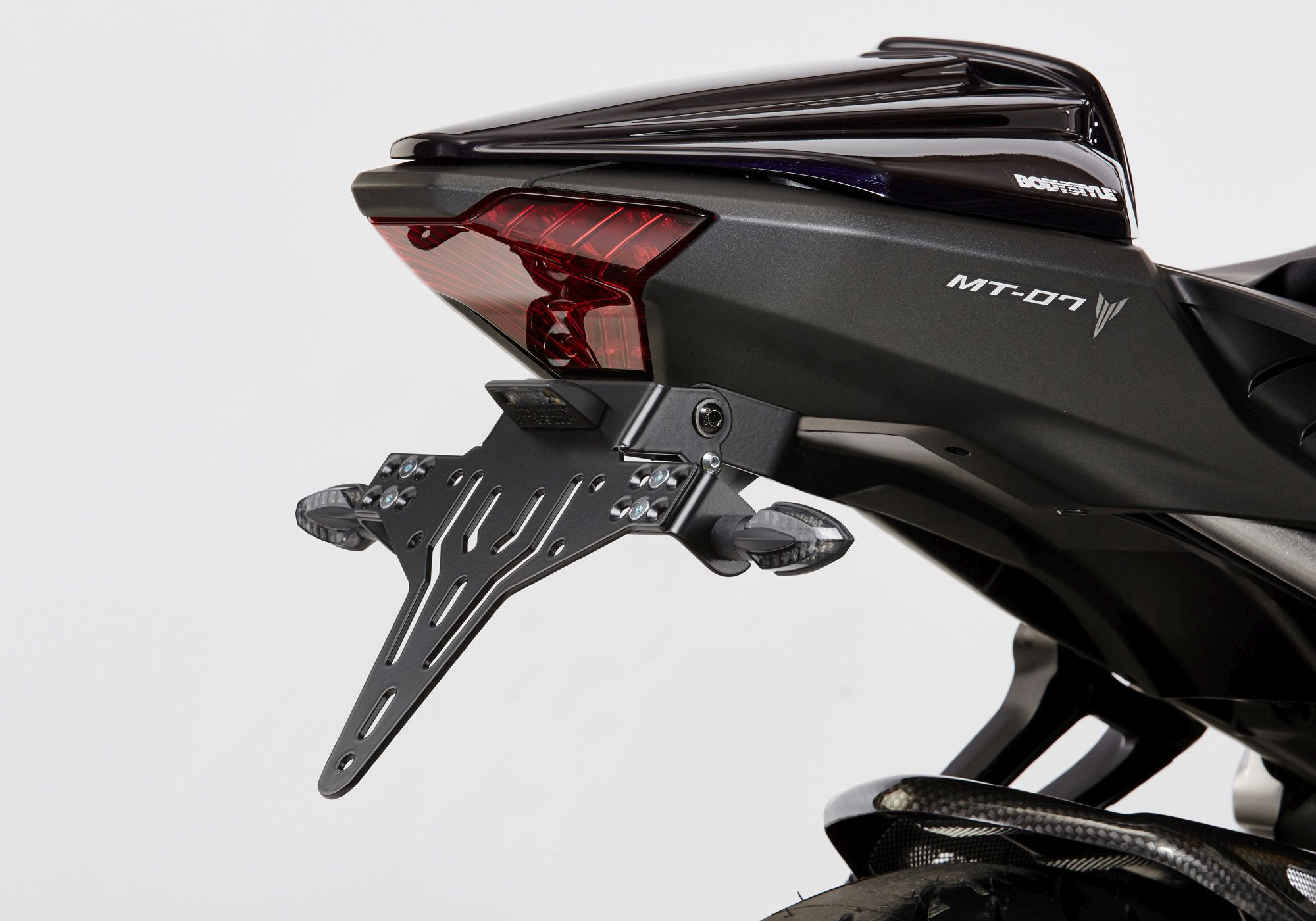 PROTECH V-SHAPE Kennzeichenhalterset schwarz passt für YAMAHA MT-07(14-16)/MT-07