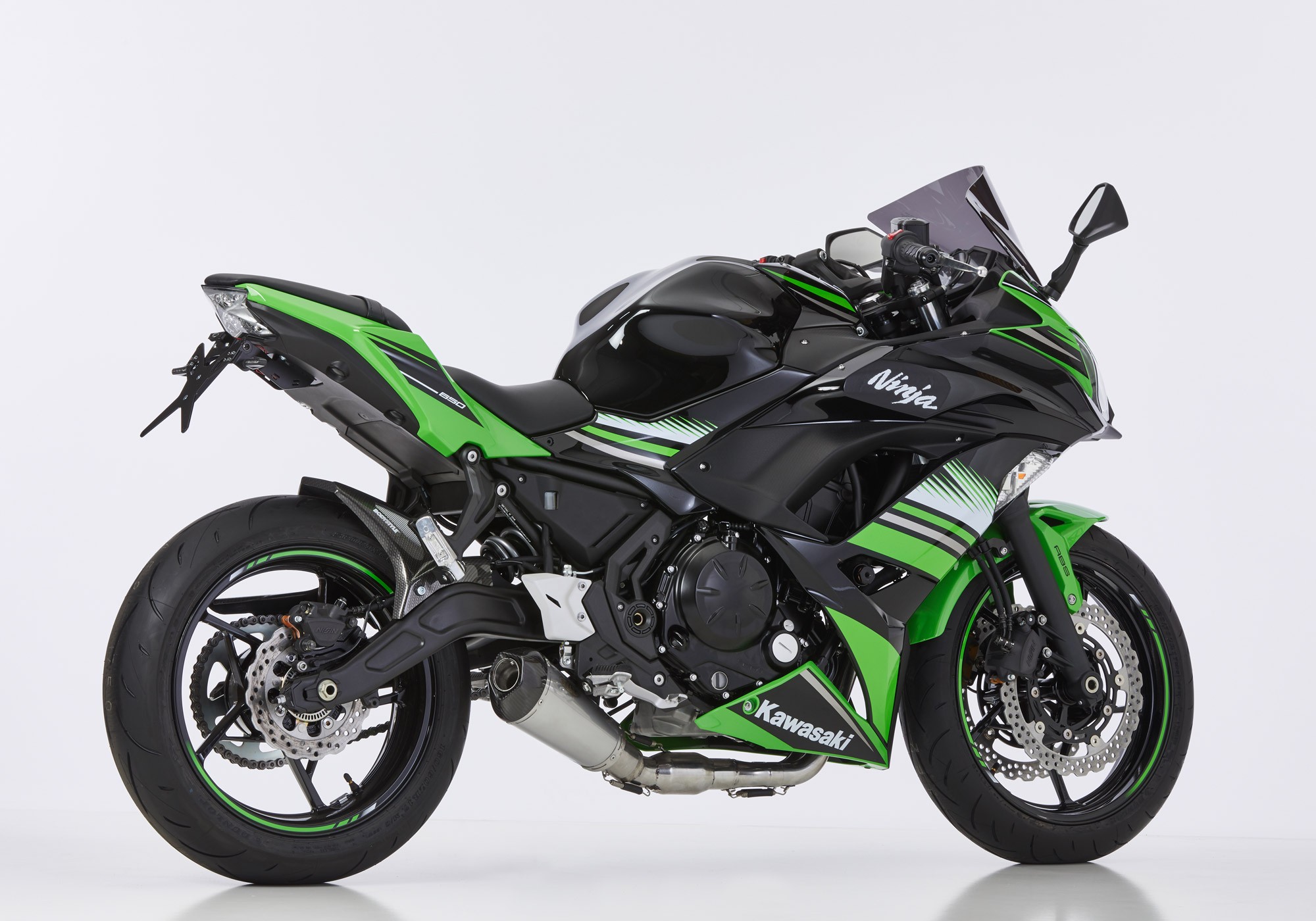 SHARK DSX-7 Auspuffanlage  silber EG-BE passt für Kawasaki Z650, Ninja 650