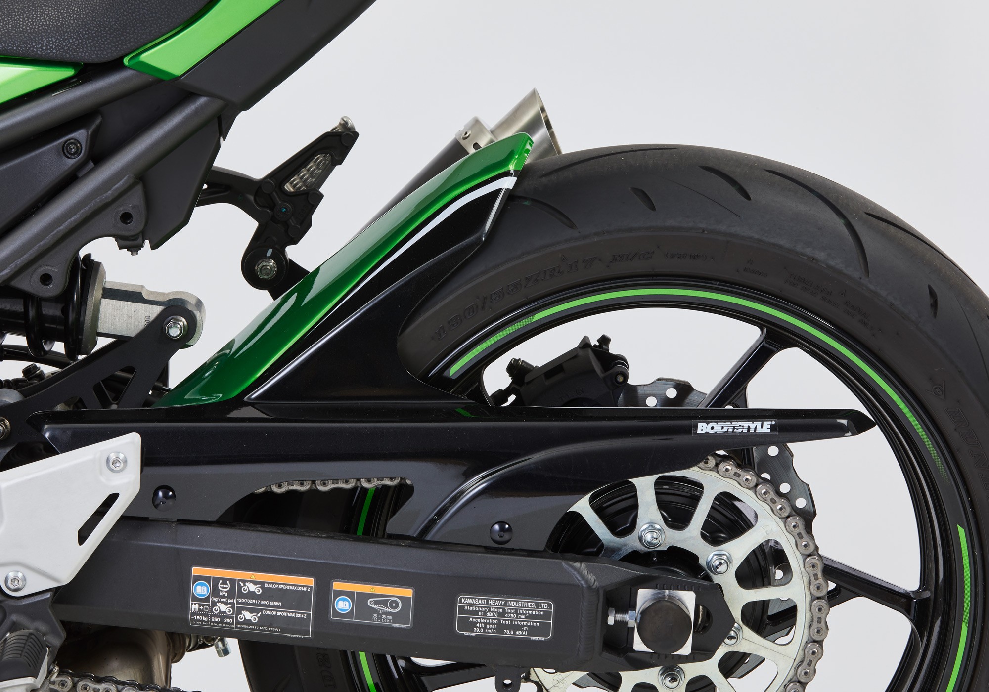 BODYSTYLE Sportsline Hinterradabdeckung grün/schwarz Candy Lime Green / Metallic Spark Black, 660 passt für Kawasaki Z900, Z900 (70 kW) 2017-2020