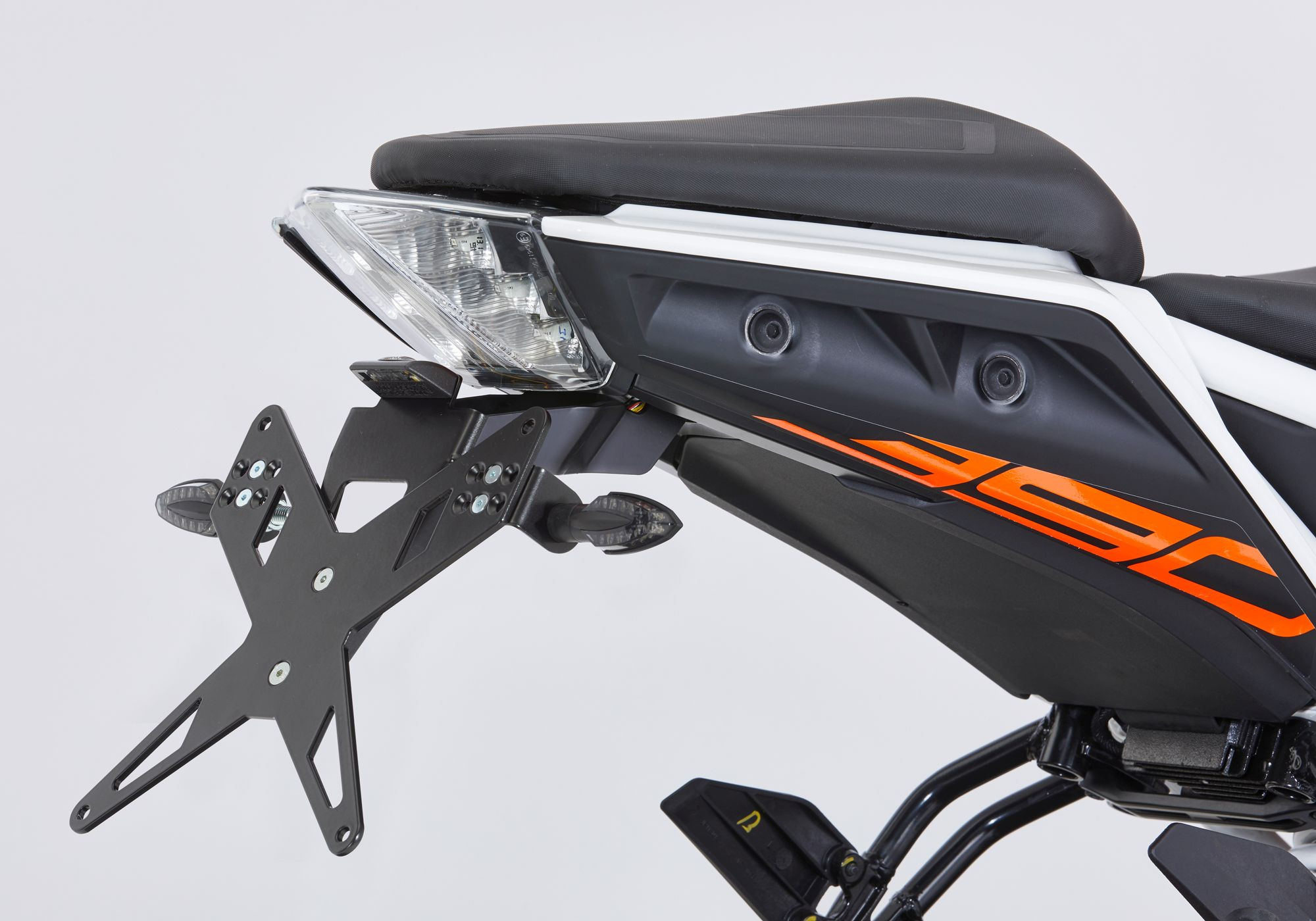 PROTECH X-SHAPE Kennzeichenhalter  passt für KTM 125 Duke(17-23)/250 Duke(17-21)