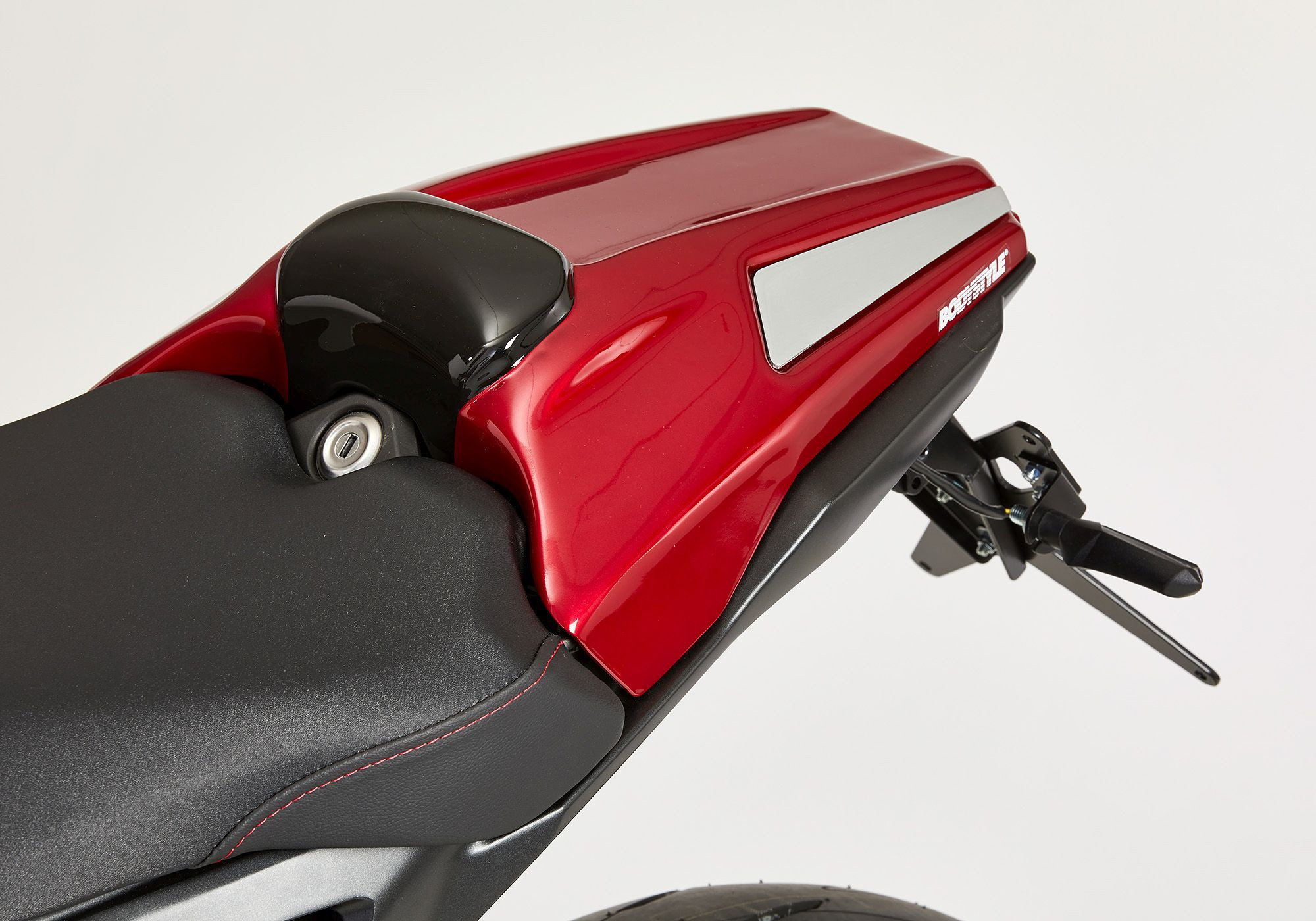 BODYSTYLE Sportsline Sitzkeil rot/schwarz Candy Chromosphere Red, R381C/Mat Gunpowder Black Metallic passt für Honda CB1000R 2018-2020