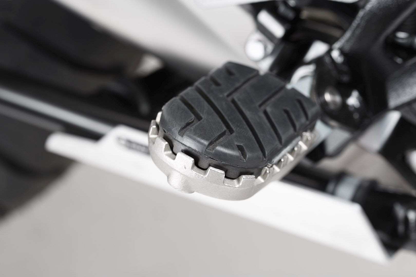 SW-Motech ION Fußrasten-Kit passt für BMW R 1200 GS, R 1250 GS, R 1300 GS