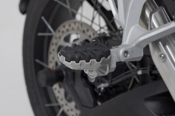 SW-Motech EVO Sozius Fußrasten-Kit  passt für Triumph Tiger 1200 Modelle(22-)