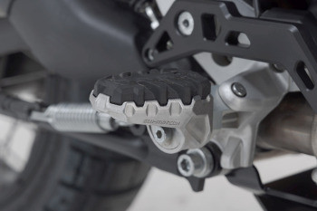 SW-Motech EVO Fußrasten-Kit passt für Ducati Multistrada V4/V2, DesertX
