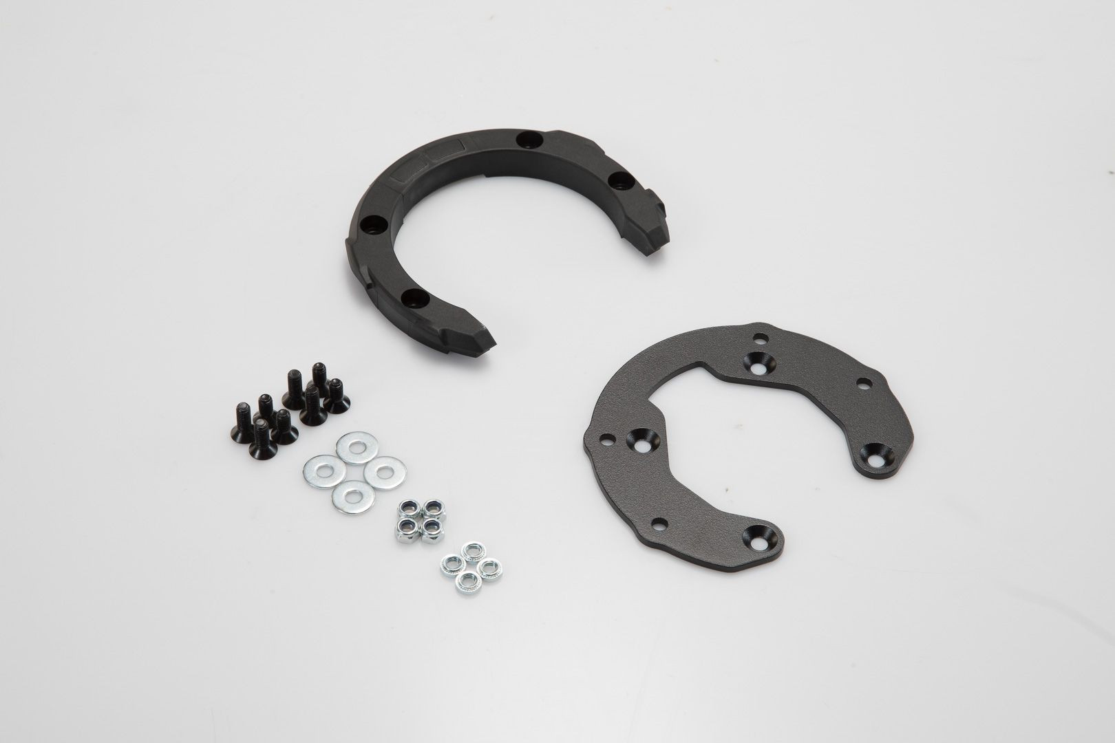 SW-Motech EVO Tankring für ADVENTURE-RACK Gepäckträger Für EVO Tankrucksäcke. schwarz
