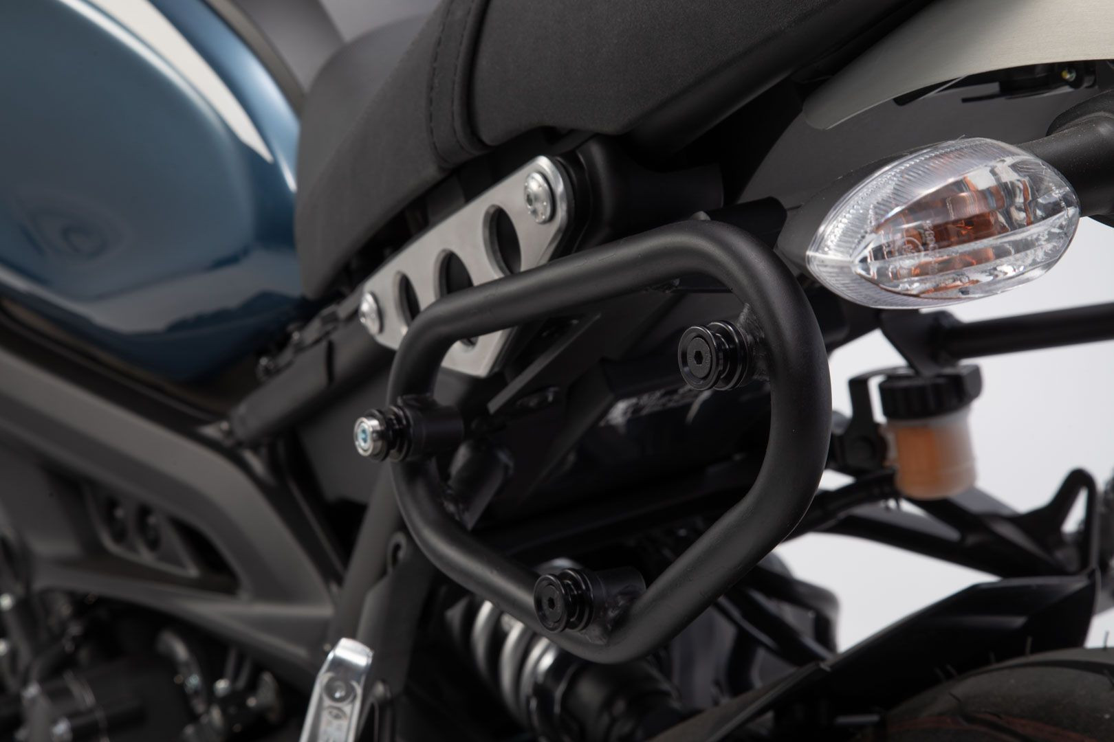SW-Motech SLC Seitenträger links passt für Yamaha XSR 900(15-21)/Abarth(17-)