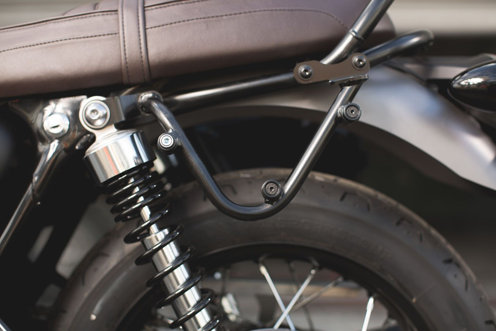 SW-Motech SLC Seitenträger rechts passt für Triumph Bonneville T100(16-)/T120(15-)