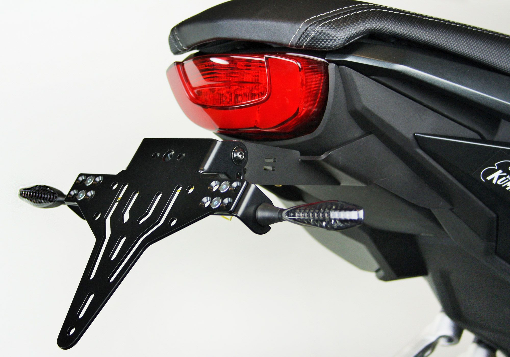 PROTECH V-SHAPE Kennzeichenhalter schwarz passt für HONDA CB650R(21-23)/CB650R(2