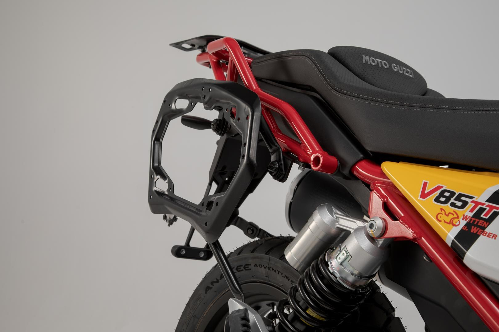 SW-Motech PRO Seitenträger Schwarz passt für Moto Guzzi V85 TT(19-23)