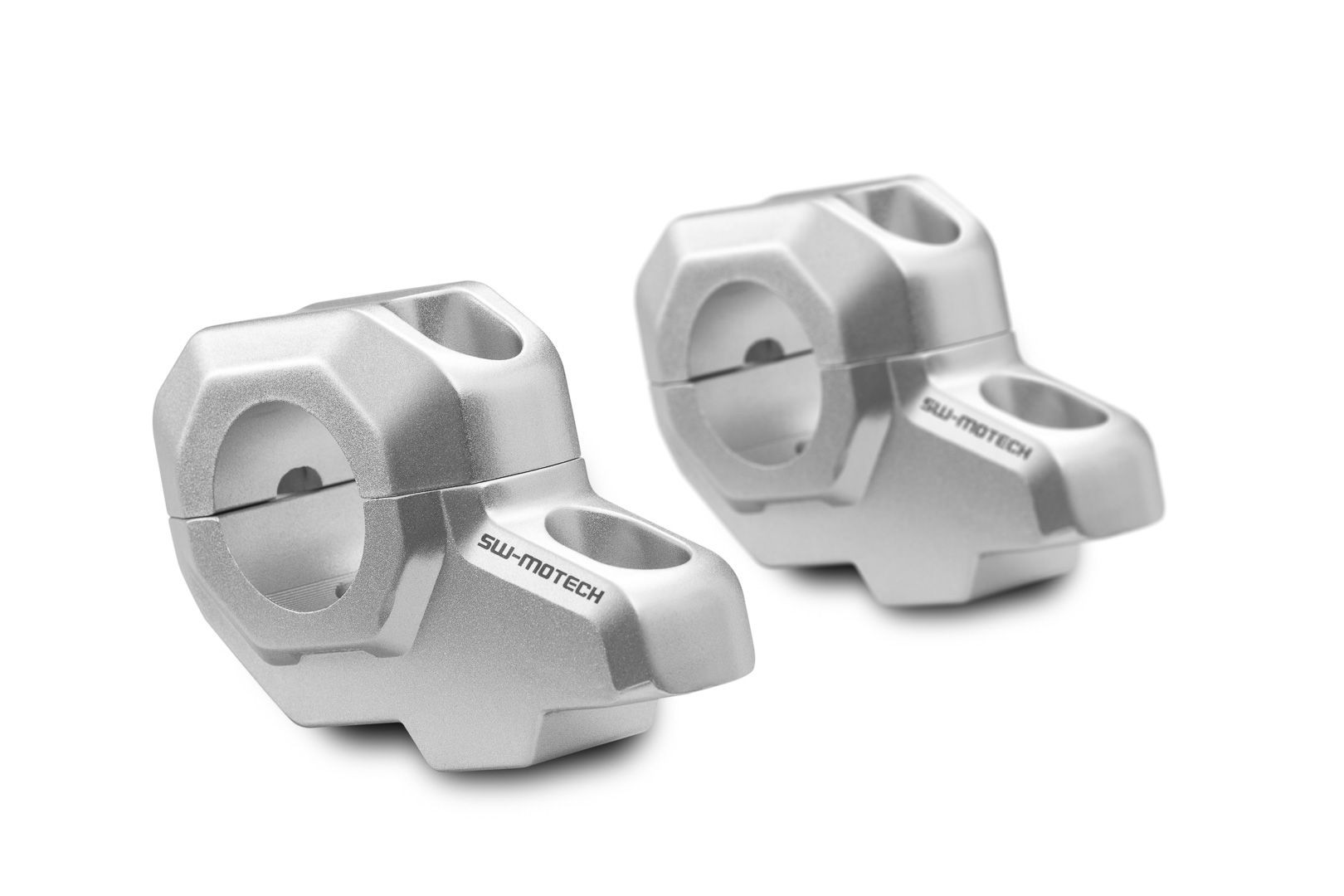 SW-Motech Lenkerverlegung für Ø 28 mm Lenker H=30 mm Verlegung um 22 mm Silbern