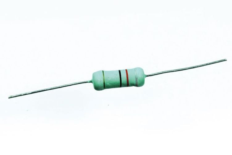 Lastwiderstand 82 Ohm 5 watt (Stück)