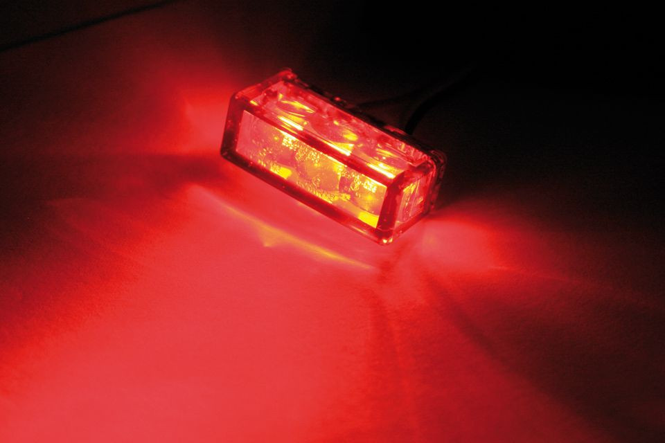 SHIN YO LED-Rücklicht CUBE-H mit 3 SMDs, zum Einbau. (Stück)