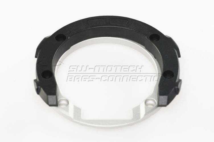 SW-MOTECH QUICK-LOCK EVO Tankring Adapterkit Schwarz.