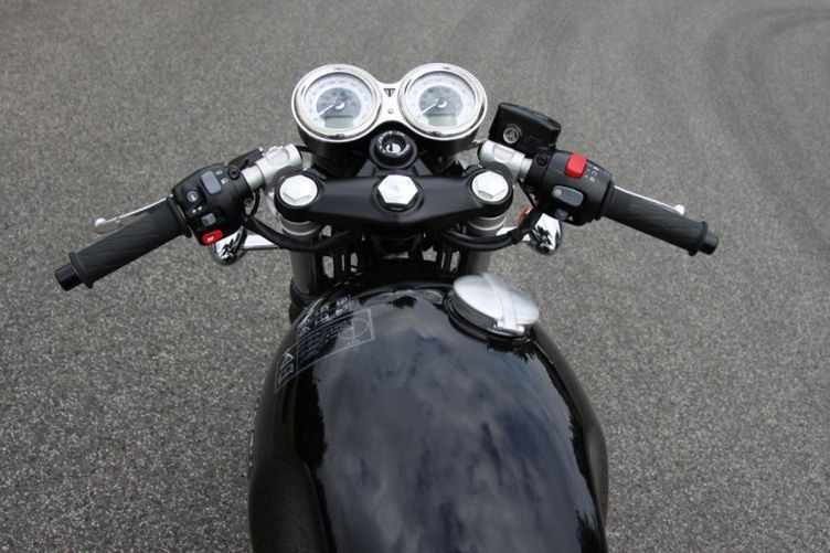 LSL Tour-Match TRIUMPH Thruxton 16- (Stück)