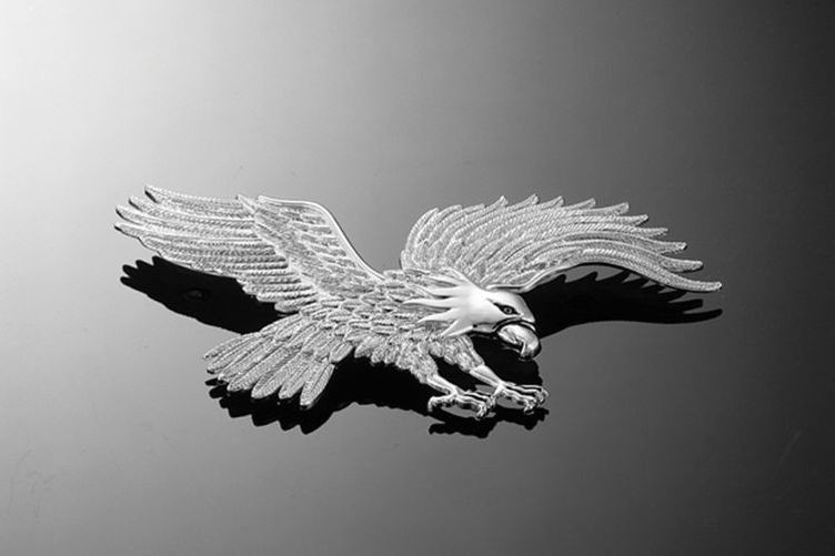 HIGHWAY HAWK Adler mit Flügelschlag, chrom, Größe L (Stück)