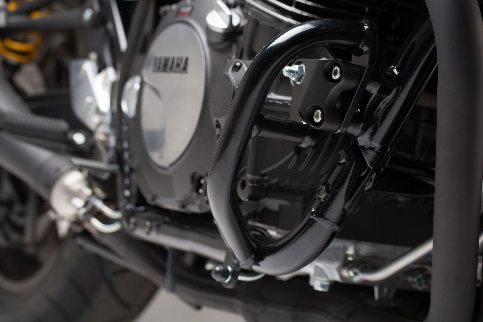 SW-Motech Sturzbügel Schwarz passt für Yamaha XJR1200/XJR1300(95-)