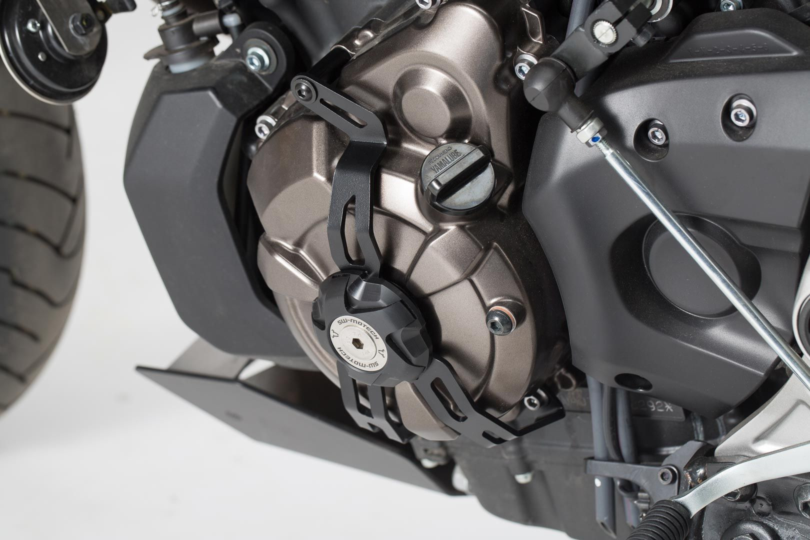 SW-Motech Lichtmaschinendeckel-Schutz schwarz Yamaha MT-07/Tracer, XSR700. St.