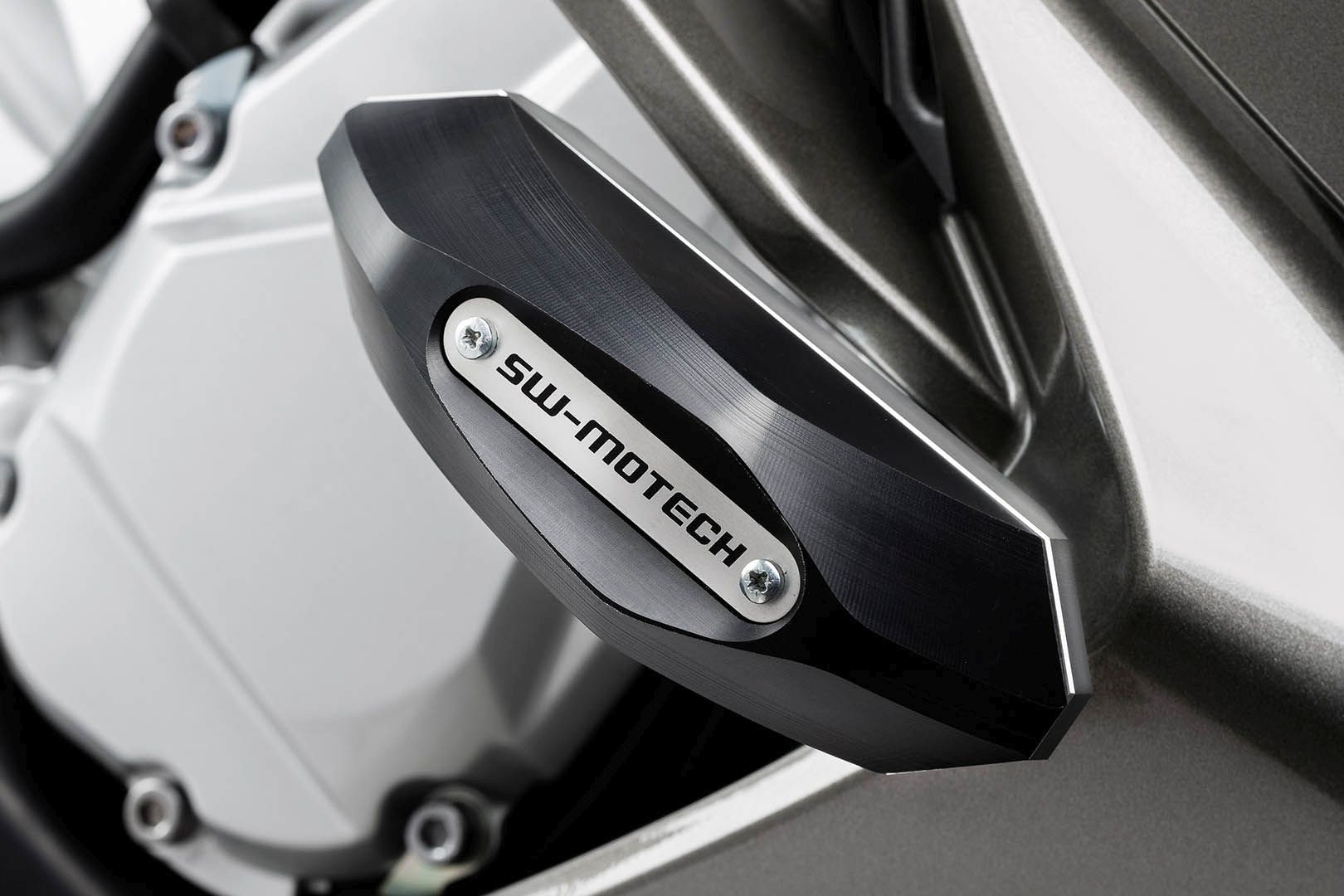 SW-Motech Sturzpad-Kit Schwarz passt für Yamaha FJR 1300(06-15)