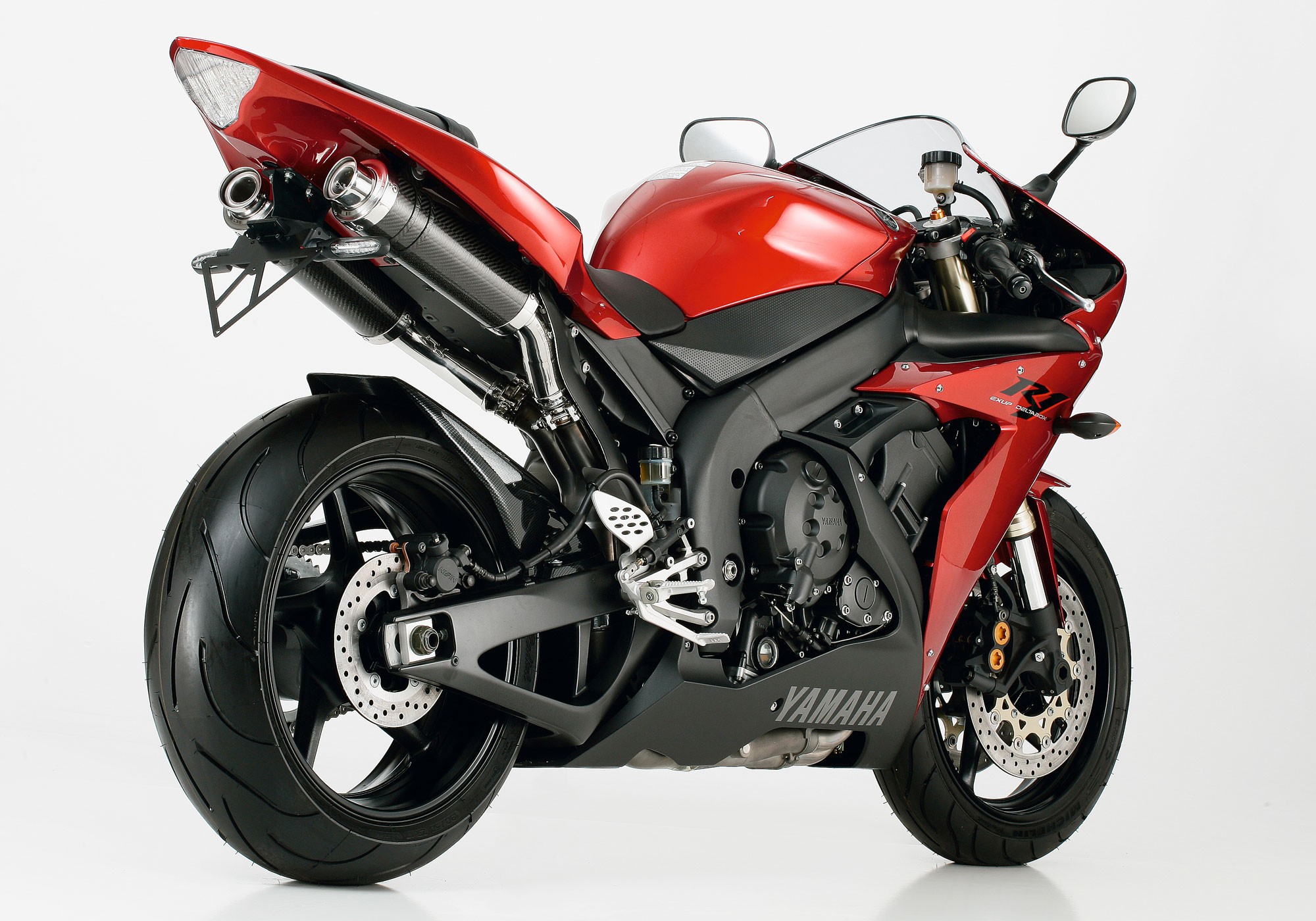 SHARK SRC 4 Auspuffanlage Titan EG-BE passt für YAMAHA YZF-R1(04-06)